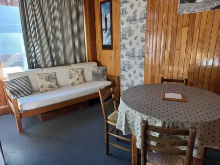 2 pièces 41 m² au pied des pistes à Tignes, balcon sud-ouest : photo 2