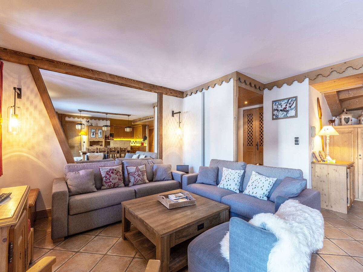 Duplex 4 Ch. 140 m² avec piscine, spa et ski aux pistes - Photo 1