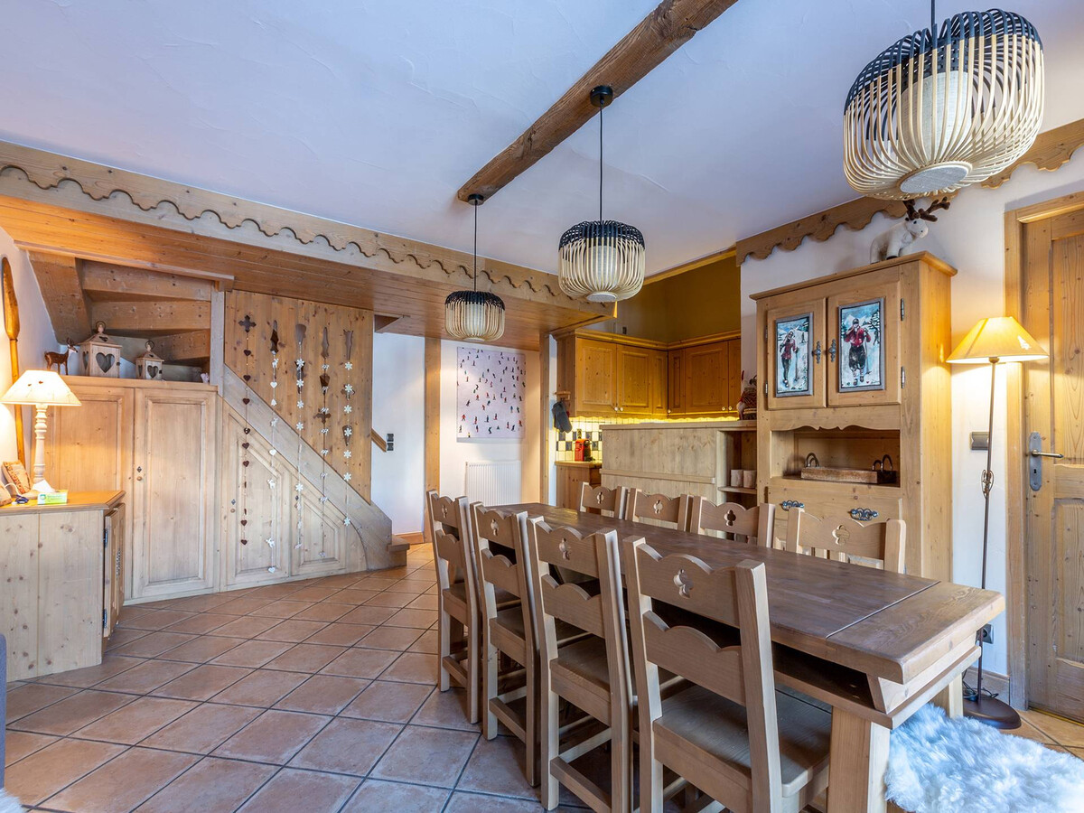 Duplex 4 Ch. 140 m² avec piscine, spa et ski aux pistes - Photo 29