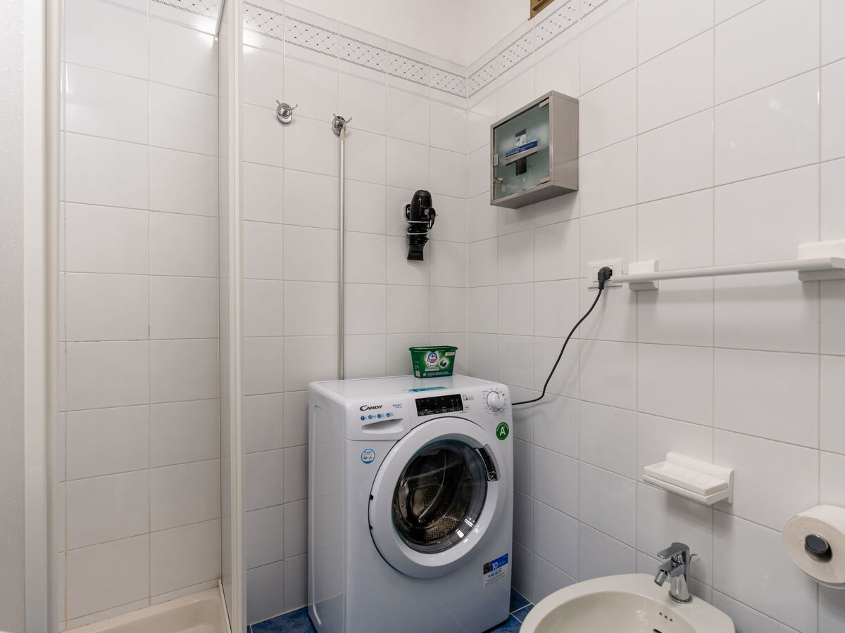 Studio AcquadiMare avec piscine et garage – Sanremo - Photo 14