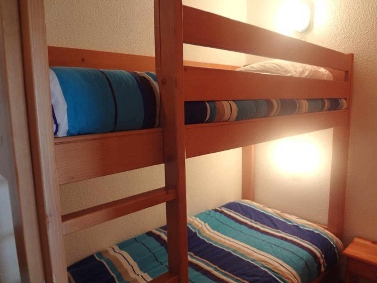 T2 cabine 6 pers, balcon sud, à 50m des pistes - Photo 5