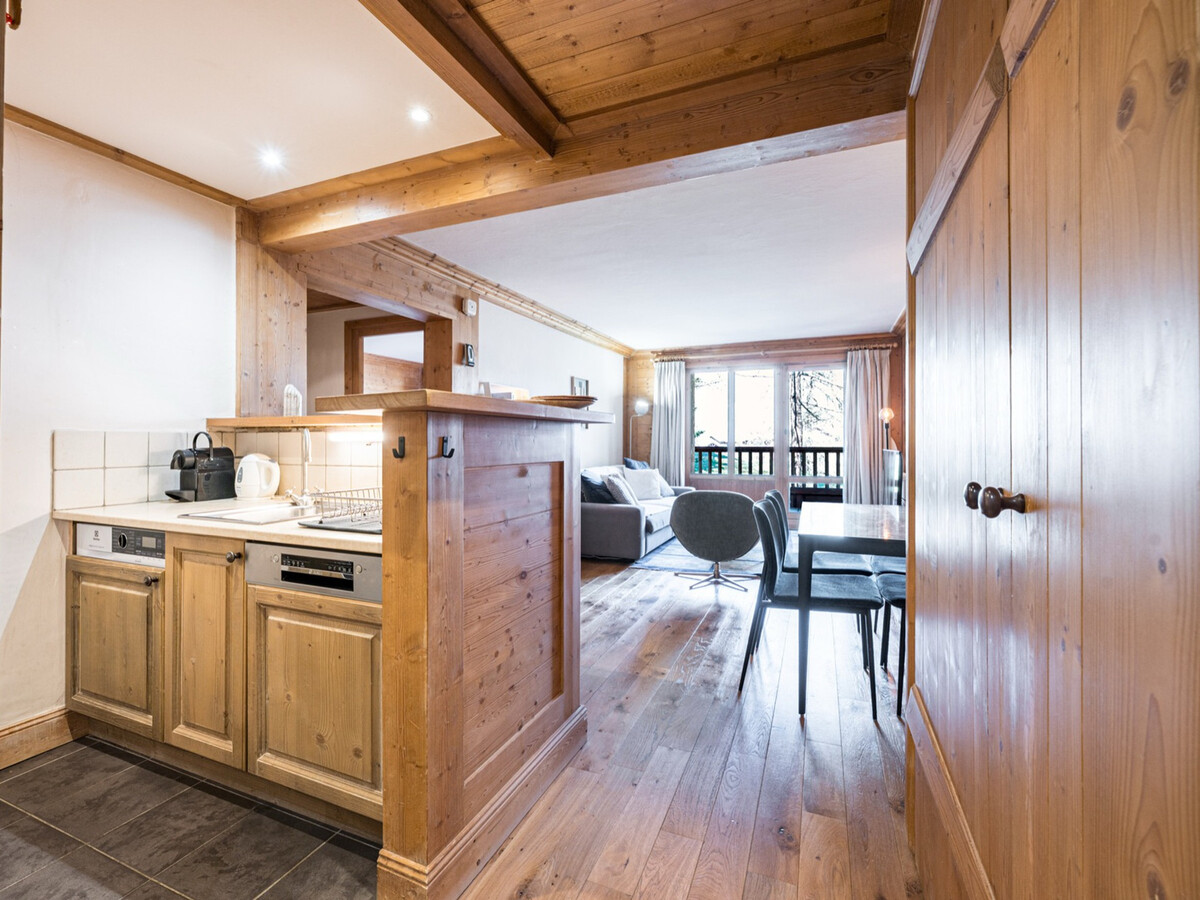 Appartement 2 chambres, skis aux pieds, parking inclus - Photo 6
