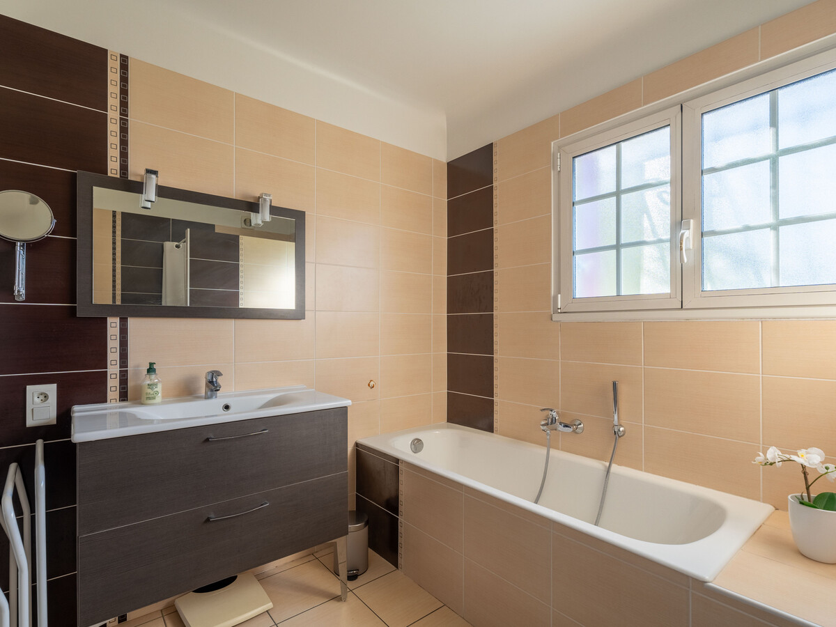 Maison 90m² 6 pers. à Parentis-en-Born, ménage inclus - Photo 13