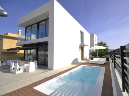 Location villa de vacances à Son Serra Marina