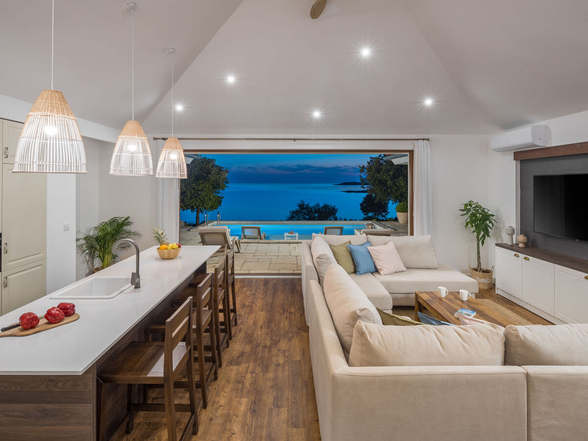 Villa Porto Bus, maison 3 pièces en bord de mer à Rovinj - Photo 19