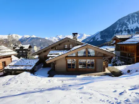 Chalet luxueux avec spa, piscine et vue sur pistes à Courchevel 1550 - Photo 13