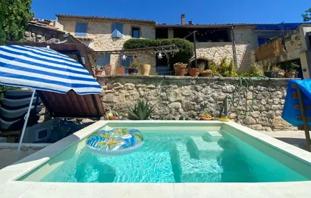 Maison 7 personnes à Salles sous Bois - Photo 1