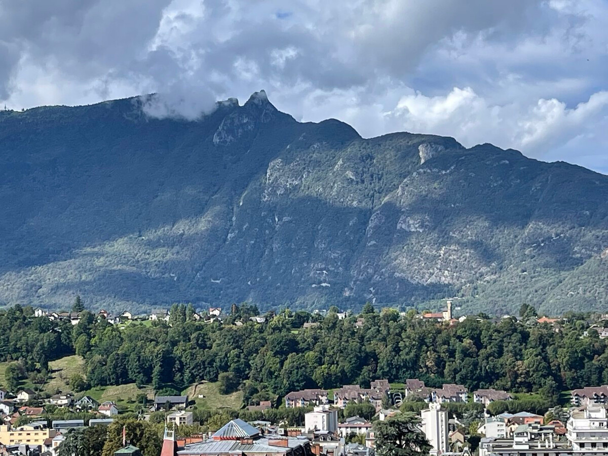 Studio avec vue lac et balcon, parking à Aix-les-Bains - Photo 15