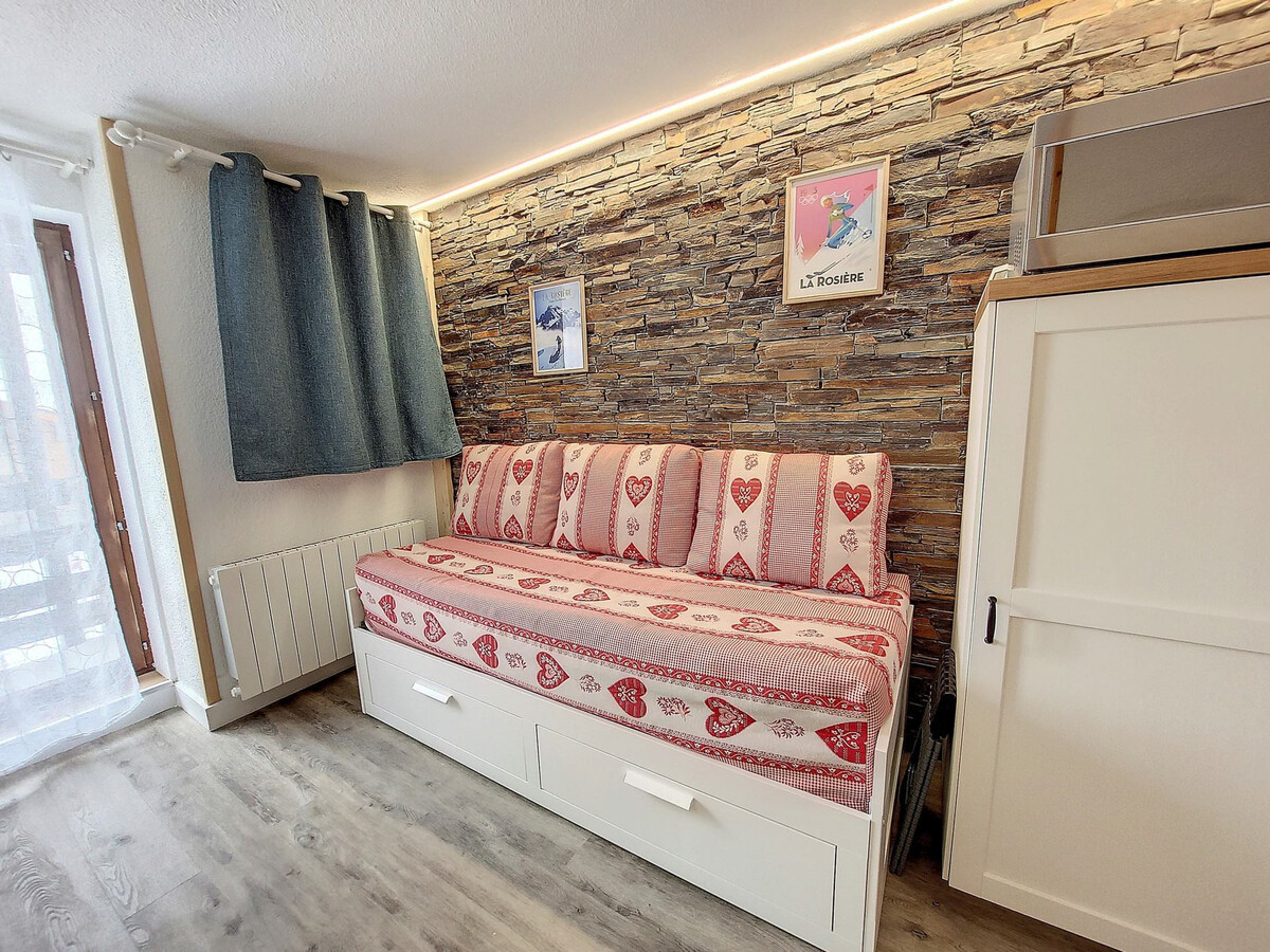 Studio 26m² rénové au pied des pistes avec balcon - Photo 4