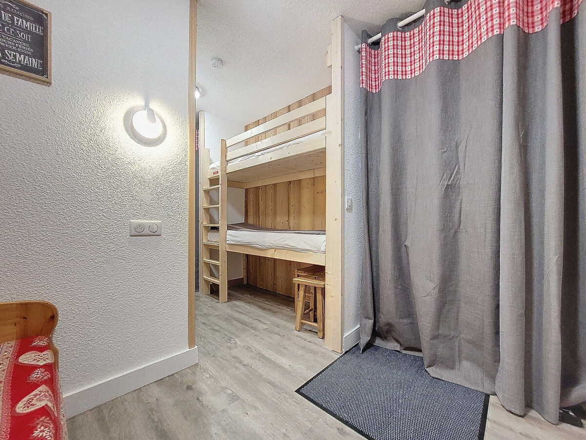 Studio 26m² rénové au pied des pistes avec balcon - Photo 9