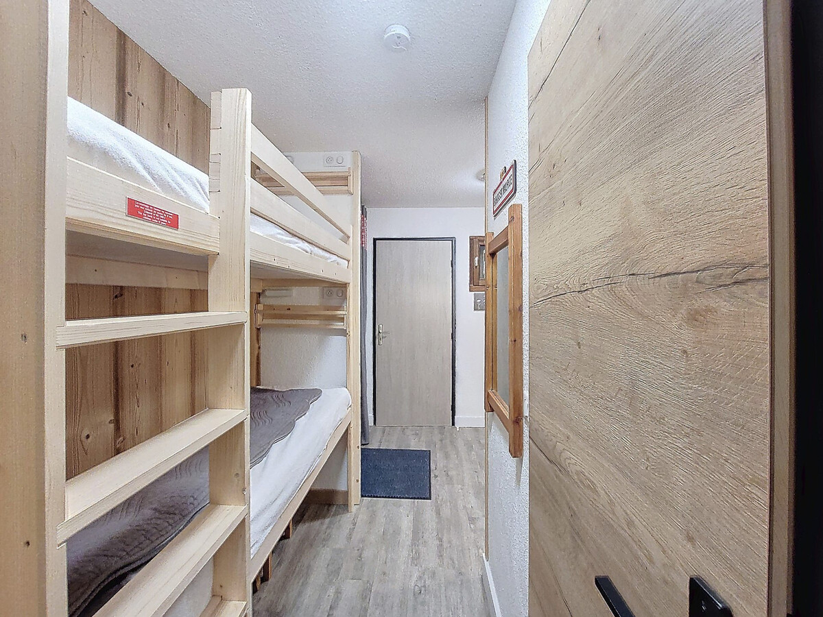 Studio 26m² rénové au pied des pistes avec balcon - Photo 10