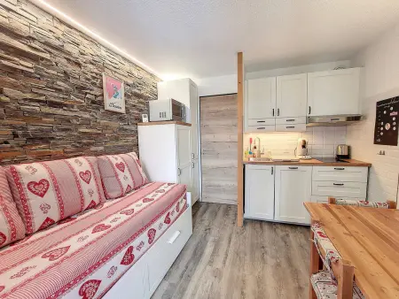 Location appartement à Montvalezan La Rosière, Studio rénové au pied des pistes avec balcon
