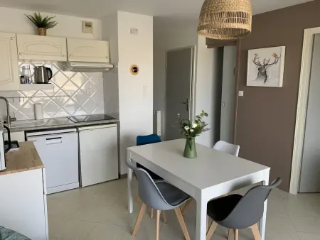F2 Fort-Mahon-Plage : balcon, parking privé, animaux OK : photo 4