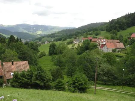 Gîte 2 chambres à la montagne avec terrasse et barbecue : photo 2