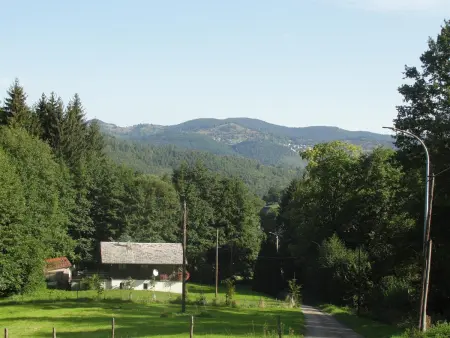 Gîte 2 chambres à la montagne avec terrasse et barbecue : photo 18