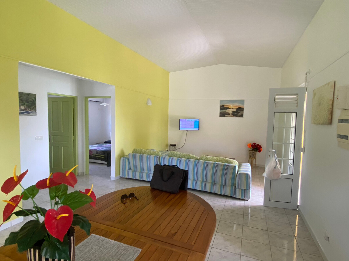 Appartement F3 vue Marina, plage à pied aux Trois-Ilets - Photo 1
