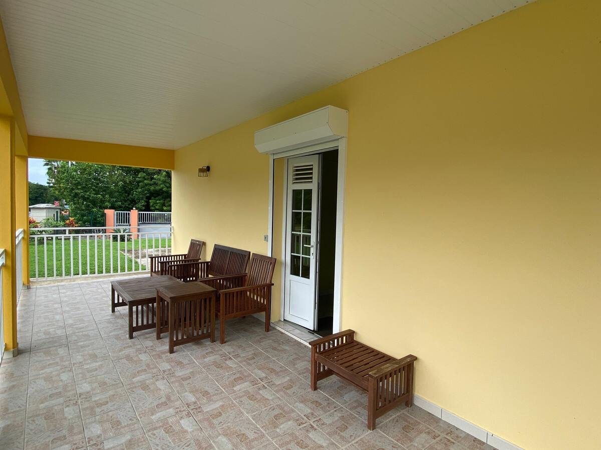 Appartement F3 vue Marina, plage à pied aux Trois-Ilets - Photo 4