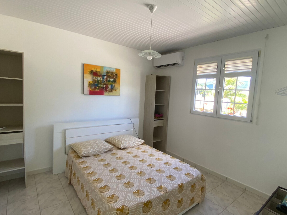 Appartement F3 vue Marina, plage à pied aux Trois-Ilets - Photo 5