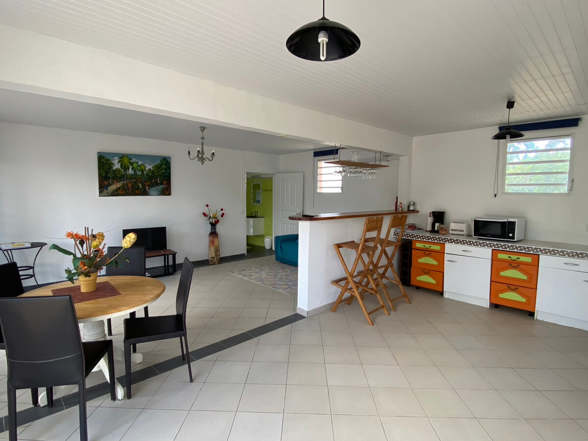 Maison F2 aux Trois-Îlets avec canapé-lit - Photo 4