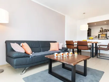 Appartement 75 m² à 200 m de la plage, piscine commune : photo 9