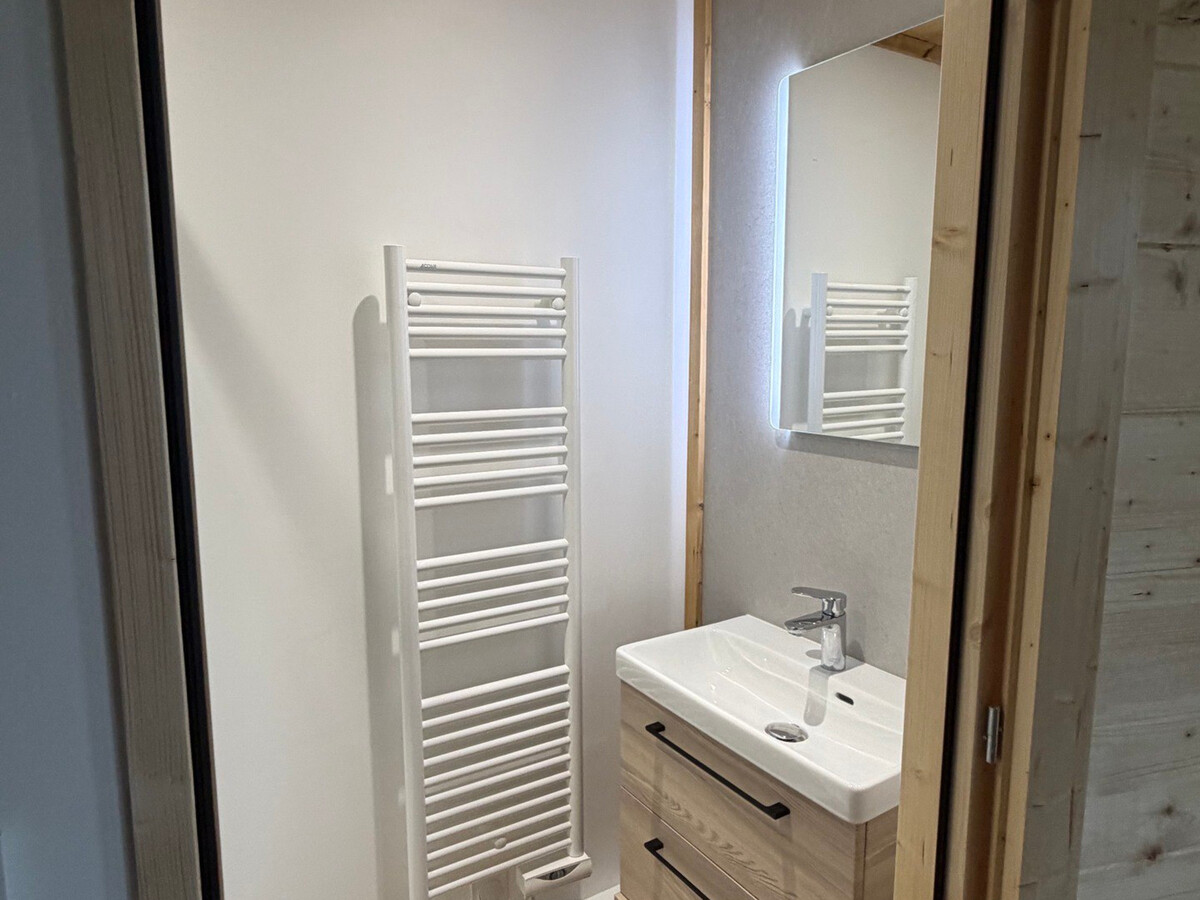 Appartement aux Menuires, 4 pers, vue pistes et ski direct - Photo 5
