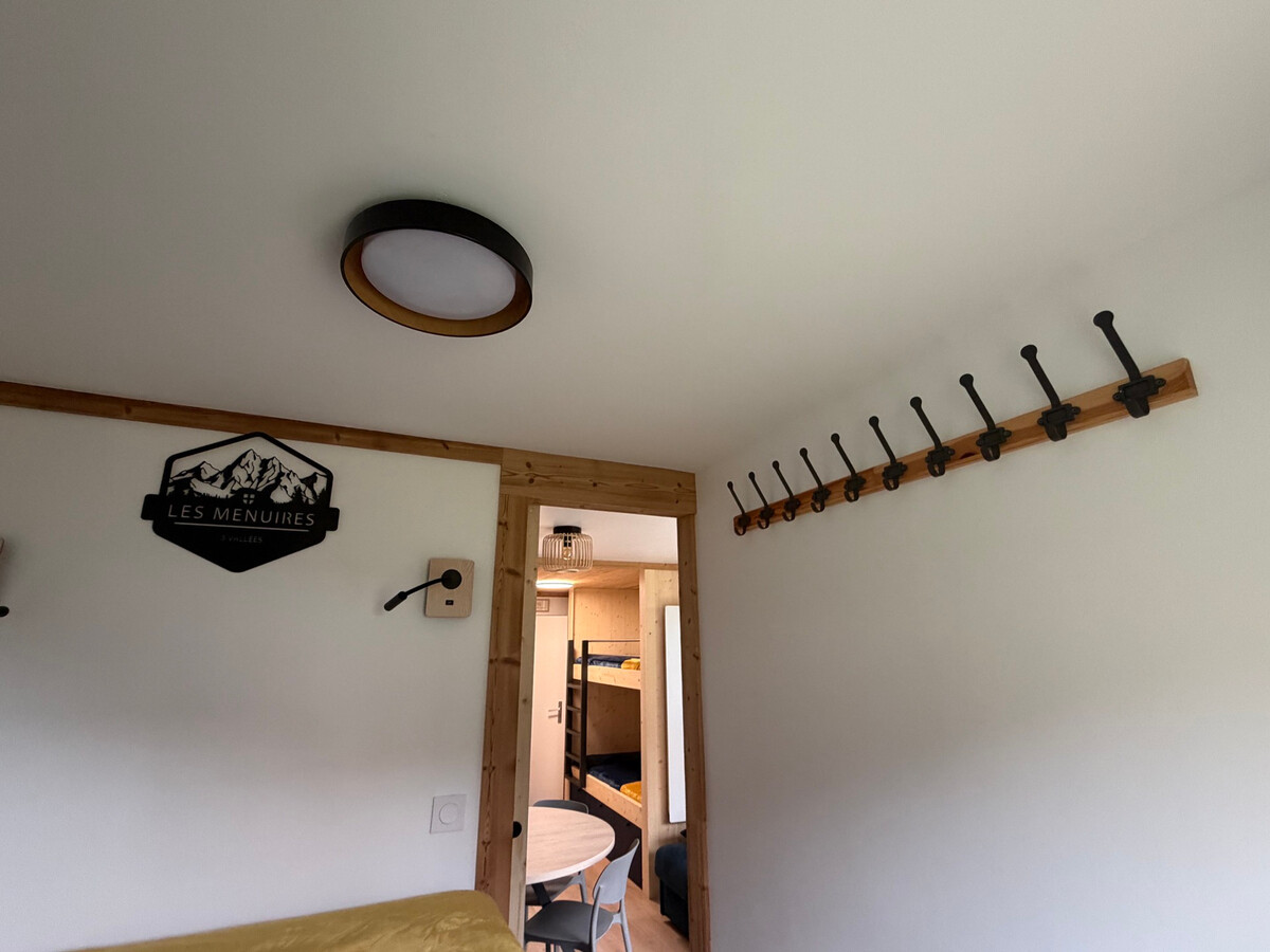 Appartement aux Menuires, 4 pers, vue pistes et ski direct - Photo 9