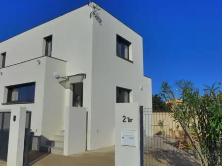 Maison Aubépines à 300 m de la plage, terrasse 70 m² : photo 23