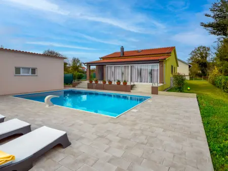 Location maison à Trilj, Nena