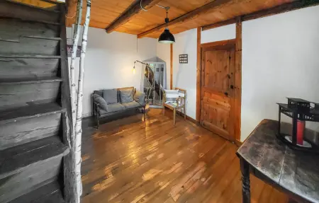 Ferme rénovée 6 personnes à Bas-en-Basset, poêle bois : photo 8