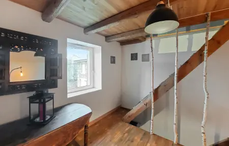 Ferme rénovée 6 personnes à Bas-en-Basset, poêle bois : photo 13