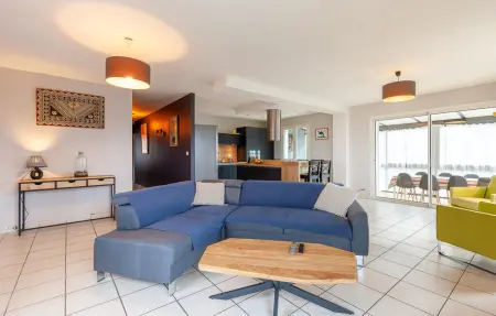 Maison avec piscine et vue mer sur le Cap Sicié : photo 5