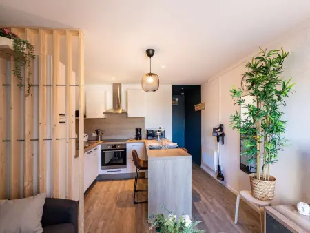 Studio moderne pour 2 personnes avec cuisine équipée et TV à Gourette - Photo 2