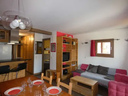 Location appartement à Les Avanchers Valmorel, Charmant 2P au pied des pistes, 5 min ESF, 2 min commerces, classé 3*, bien équipé, balcon, pour 5 pers.