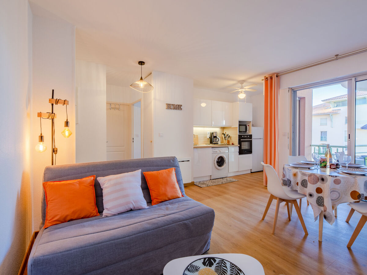 Appartement 2 pièces rénové 2023 à Fréjus, 150 m mer - Photo 7