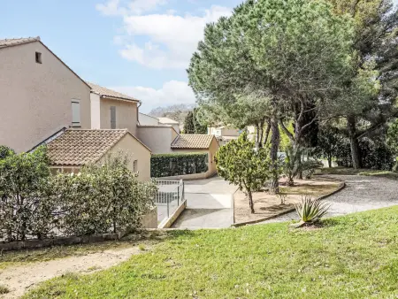 Appartement La Cadière - 1,3 km de la mer à Six-Fours - Photo 23