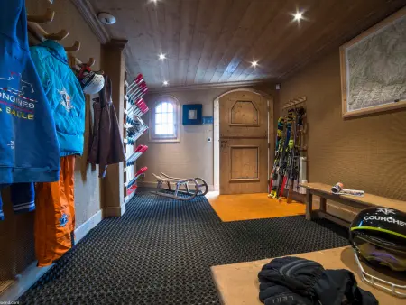 Chalet Luxueux Courchevel, 6 Chambres en Suite, Skis aux Pieds : photo 11