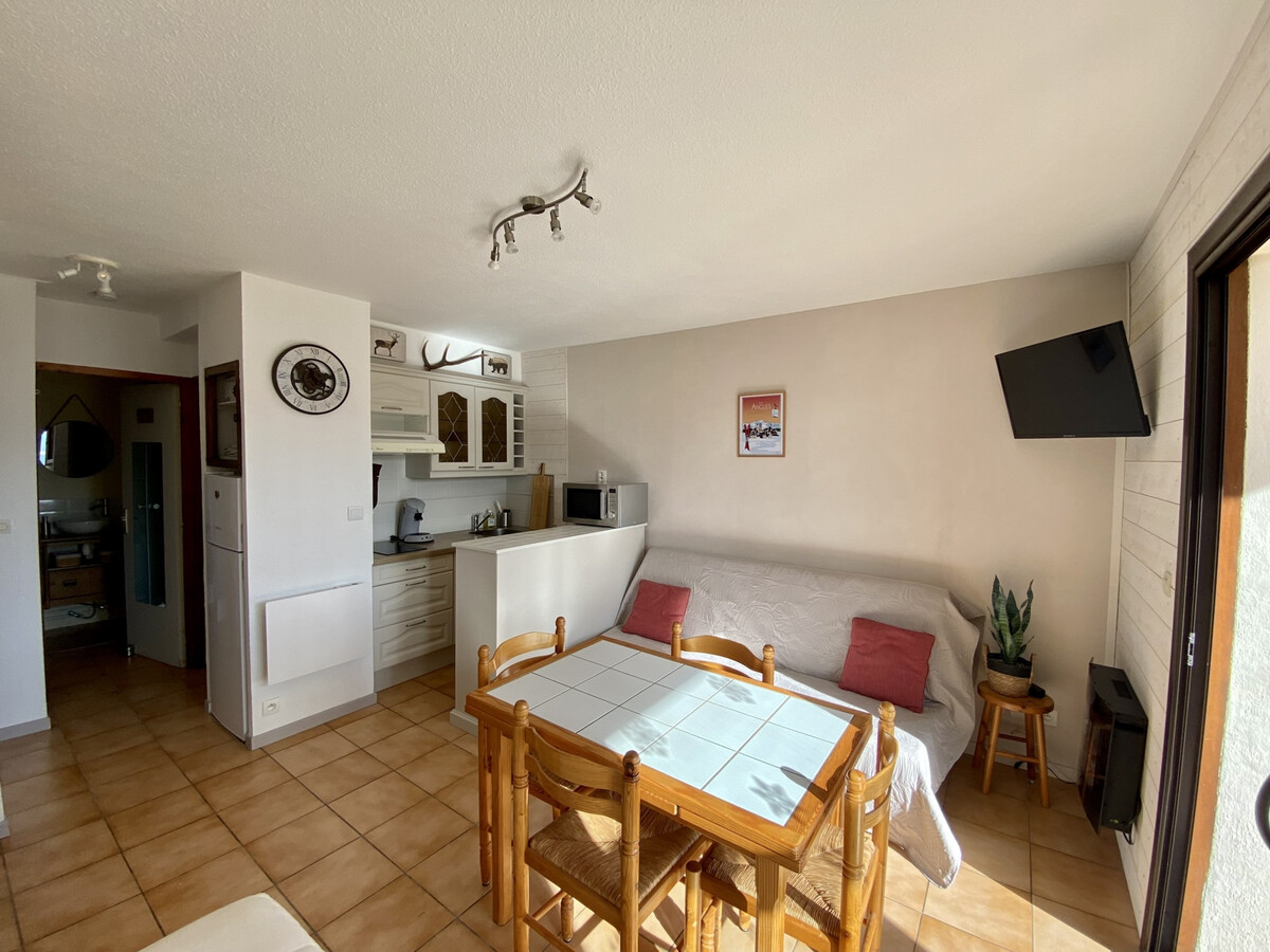Appartement T2 Les Angles, vue Cambre d'Aze et parking - Photo 7