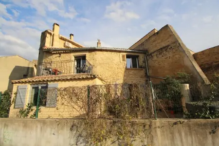 Villa Bellevue à Remoulins, vue sur le Gardon