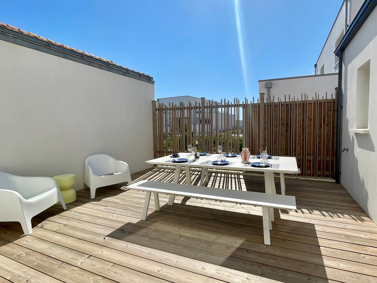 Maison 4 chambres à 150m de la mer, terrasse bois - Photo 3