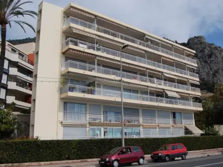 Studio climatisé face mer à Menton, terrasse et Wi-Fi : photo 13