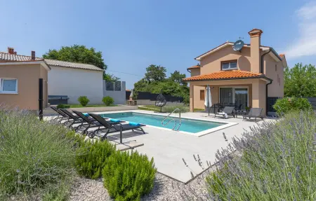 Location maison à Krsan