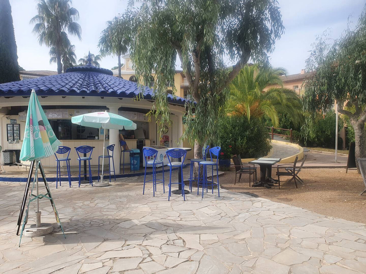 T2 climatisé avec piscine aux Issambres, 300m plage - Photo 11