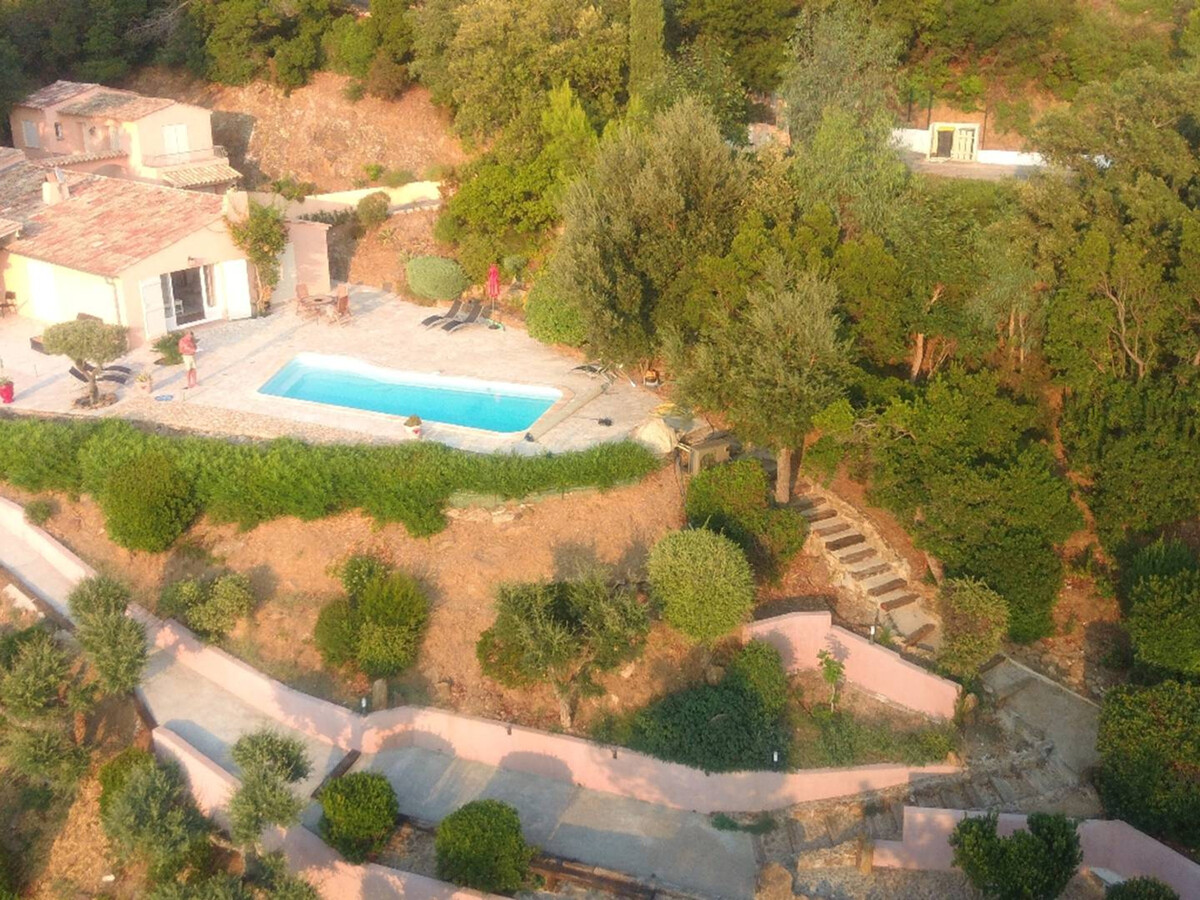 Villa provençale 5 chambres piscine, vue baie St-Tropez - Photo 14