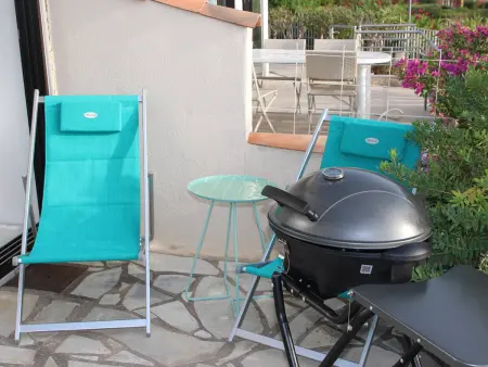 Maison mitoyenne T3 avec piscine, clim, parking, animaux acceptés - Photo 5