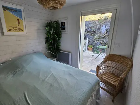 Maison mitoyenne T3 avec piscine, clim, parking, animaux acceptés - Photo 9