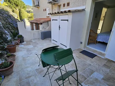 Maison mitoyenne T3 avec piscine, clim, parking, animaux acceptés - Photo 11