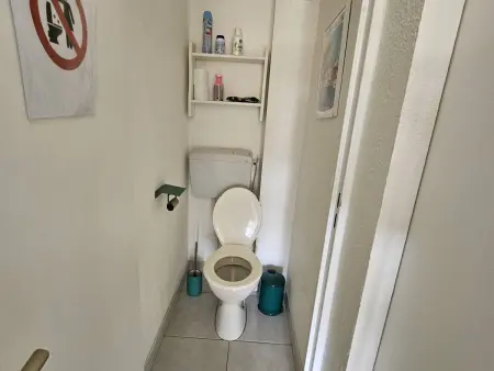 Maison mitoyenne T3 avec piscine, clim, parking, animaux acceptés - Photo 23
