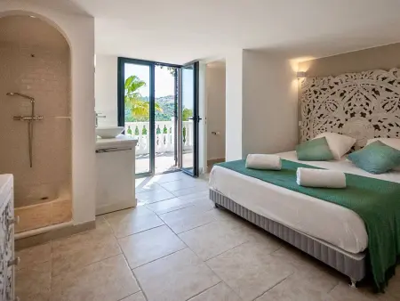 Villa moderne 6 CH pour 12 avec piscine privée, clim et parking aux Issambres - Photo 20