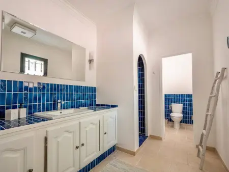 Villa moderne 6 CH pour 12 avec piscine privée, clim et parking aux Issambres - Photo 25