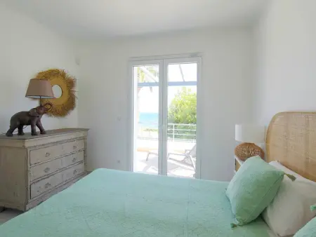 Villa pieds dans l'eau pour 10 personnes avec piscine, clim et Wi-Fi - Photo 13
